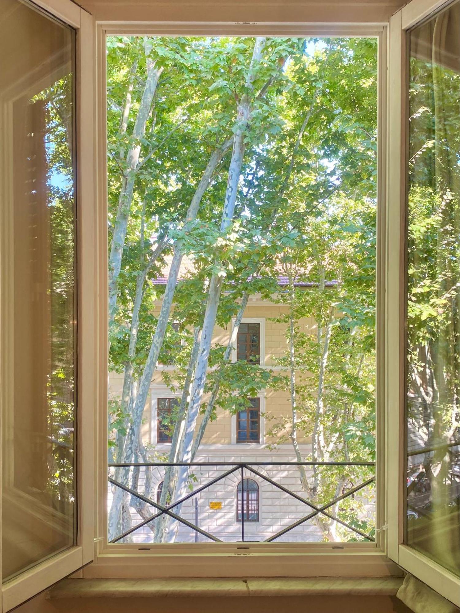 Queen Of Rome Luxury Rooms Bagian luar foto